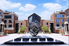 将家取贸易、商务、逛乐、康养办事融合于社区